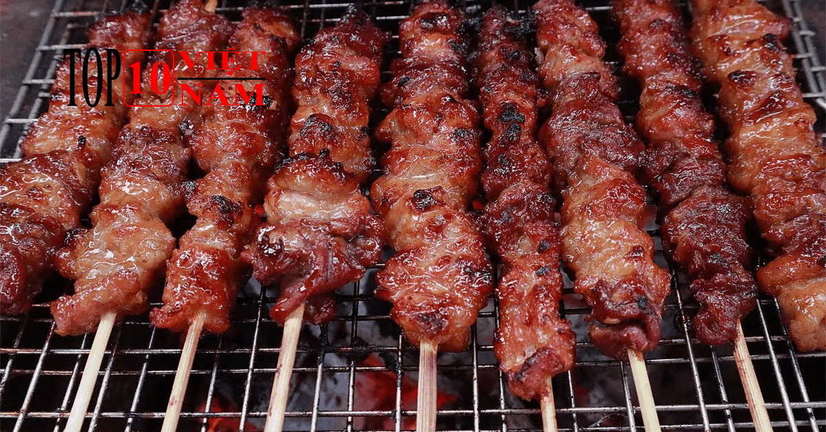Ăn Vặt Đường Phố Xiên Nướng Hà Nội