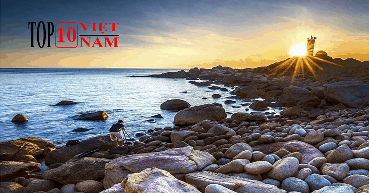 Hải Đăng Ghềnh Đèn Phú Yên