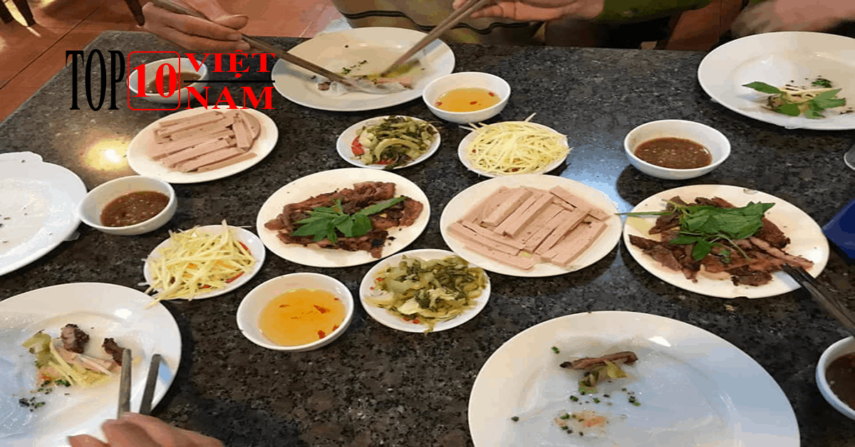 Bánh Cuốn Thịt Nướng