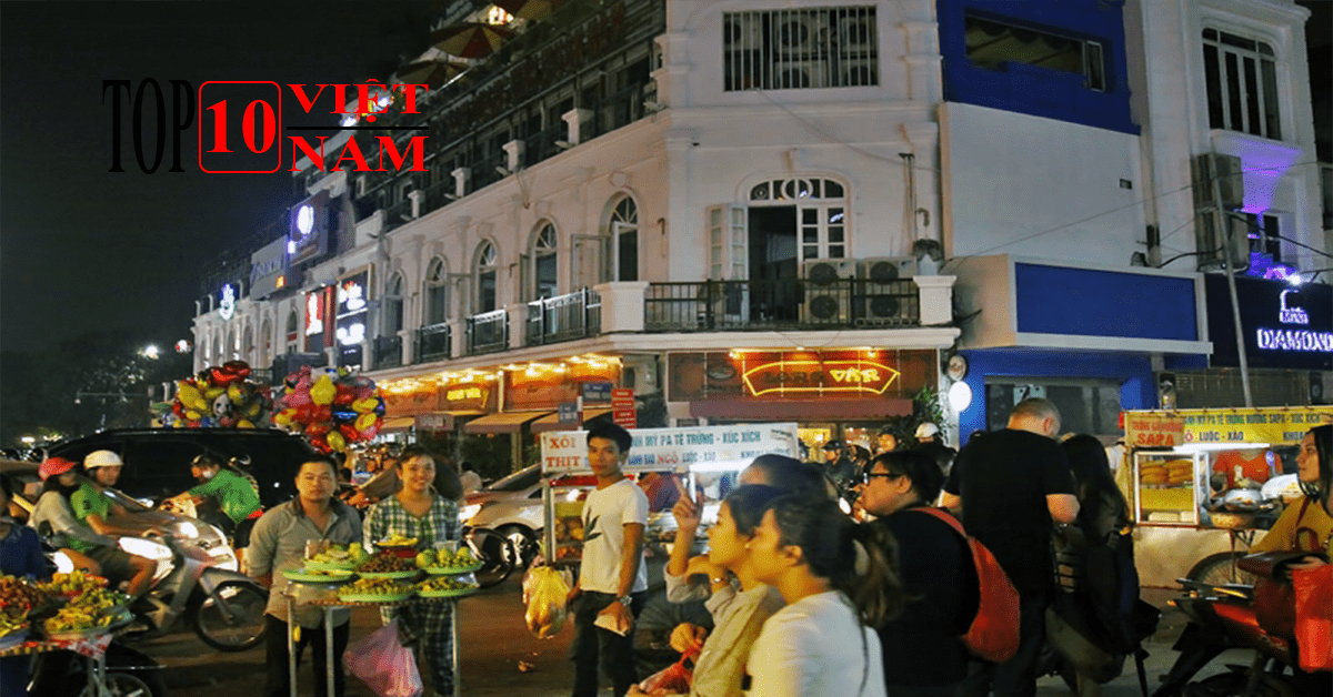 Chợ Đêm Hà Nội Cuối Tuần