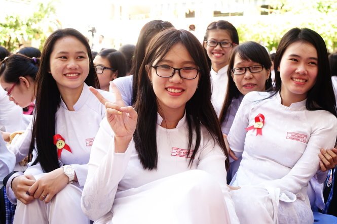 học sinh trường thpt gia định