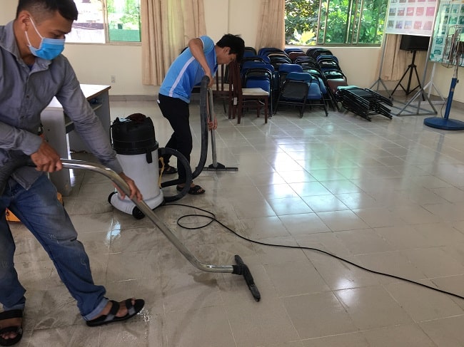 ve-sinh-nha-sau-xay-dung-tphcm-anh-thu Cty TNHH Vệ Sinh nhà Cây Xanh Miền Nam Tại Bình Dương