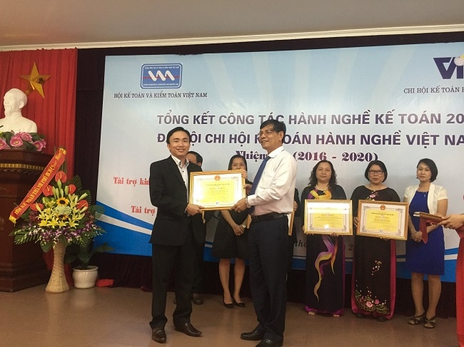 top-cong-ty-dich-vu-ke-toan-tot-nhat-hcm-6 I-glocal là Top 10 Công ty dịch vụ kế toán tốt nhất Tp. HCM