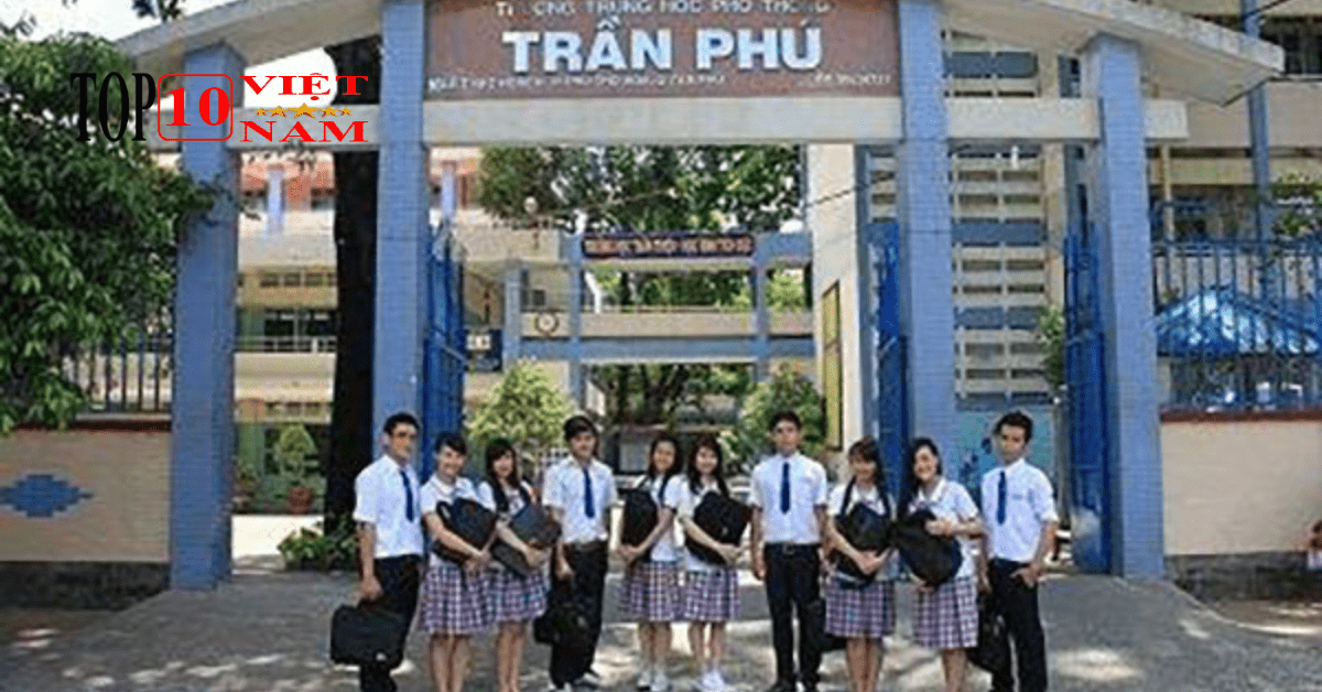 Trường THPT Trần Phú