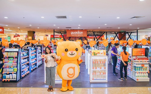 mua mỹ phảm chính hãng tại guardian