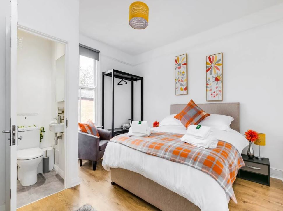 bản vẽ phòng ngủ có toilet