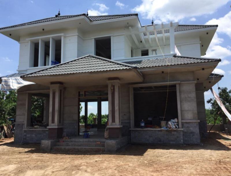 mẫu nhà vuông hai tầng mái Nhật