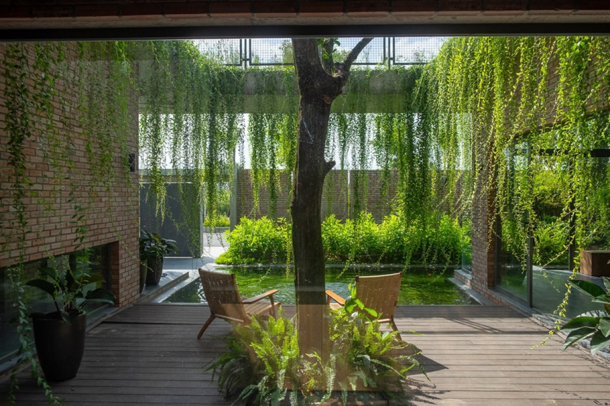 nhà vườn gạch mộc
