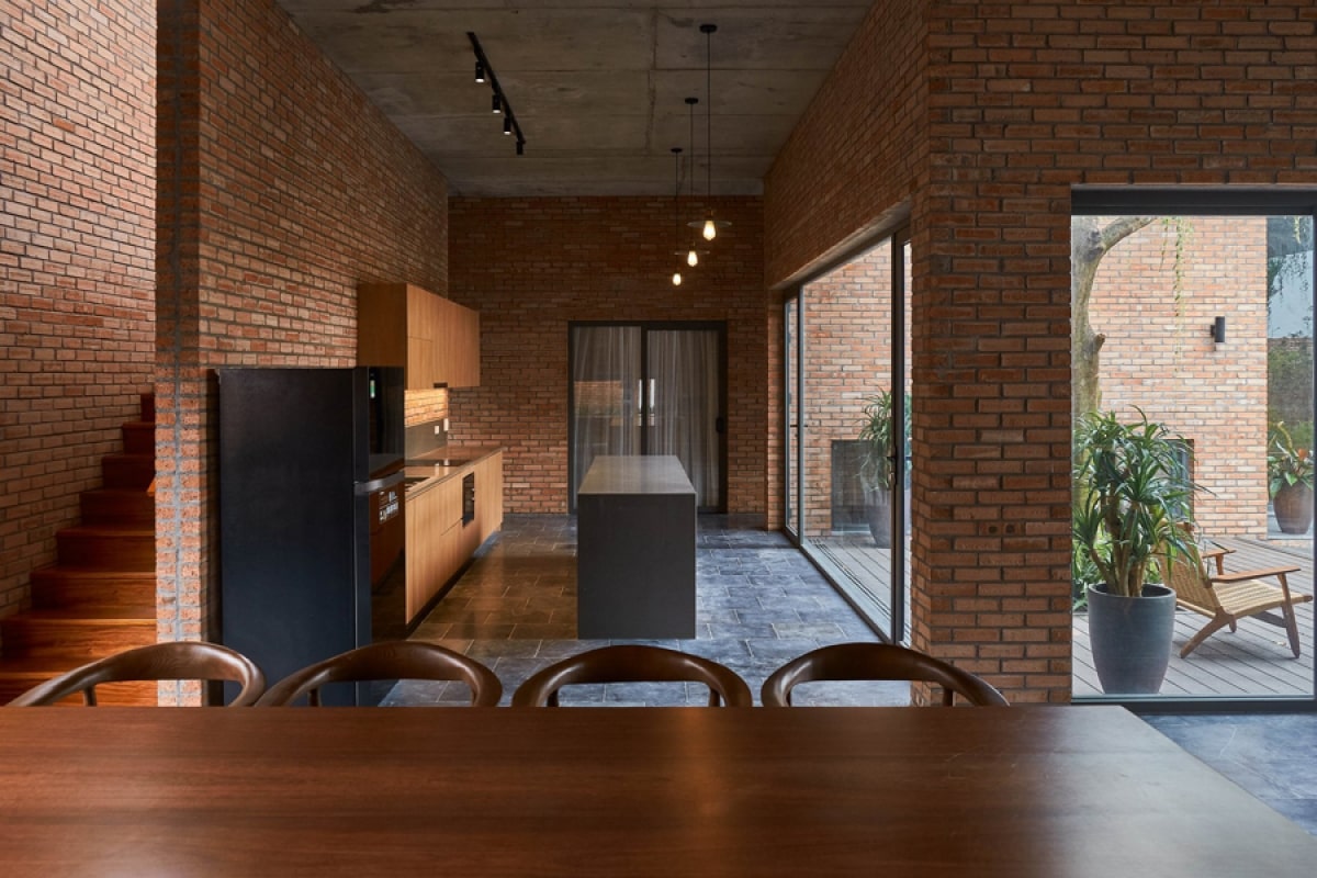 nhà vườn gạch mộc