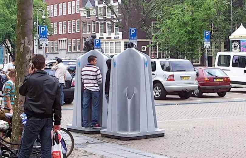 Nhà vệ sinh công cộng tại Amsterdam Hà Lan