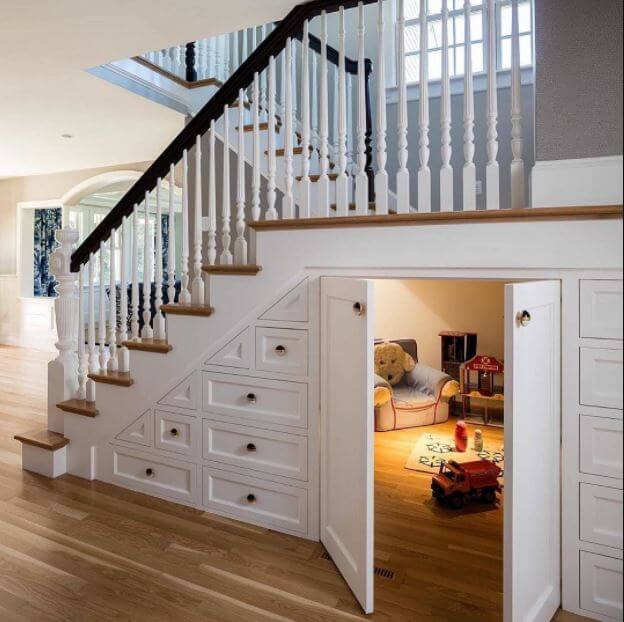 trang trí gầm cầu thang đơn giản